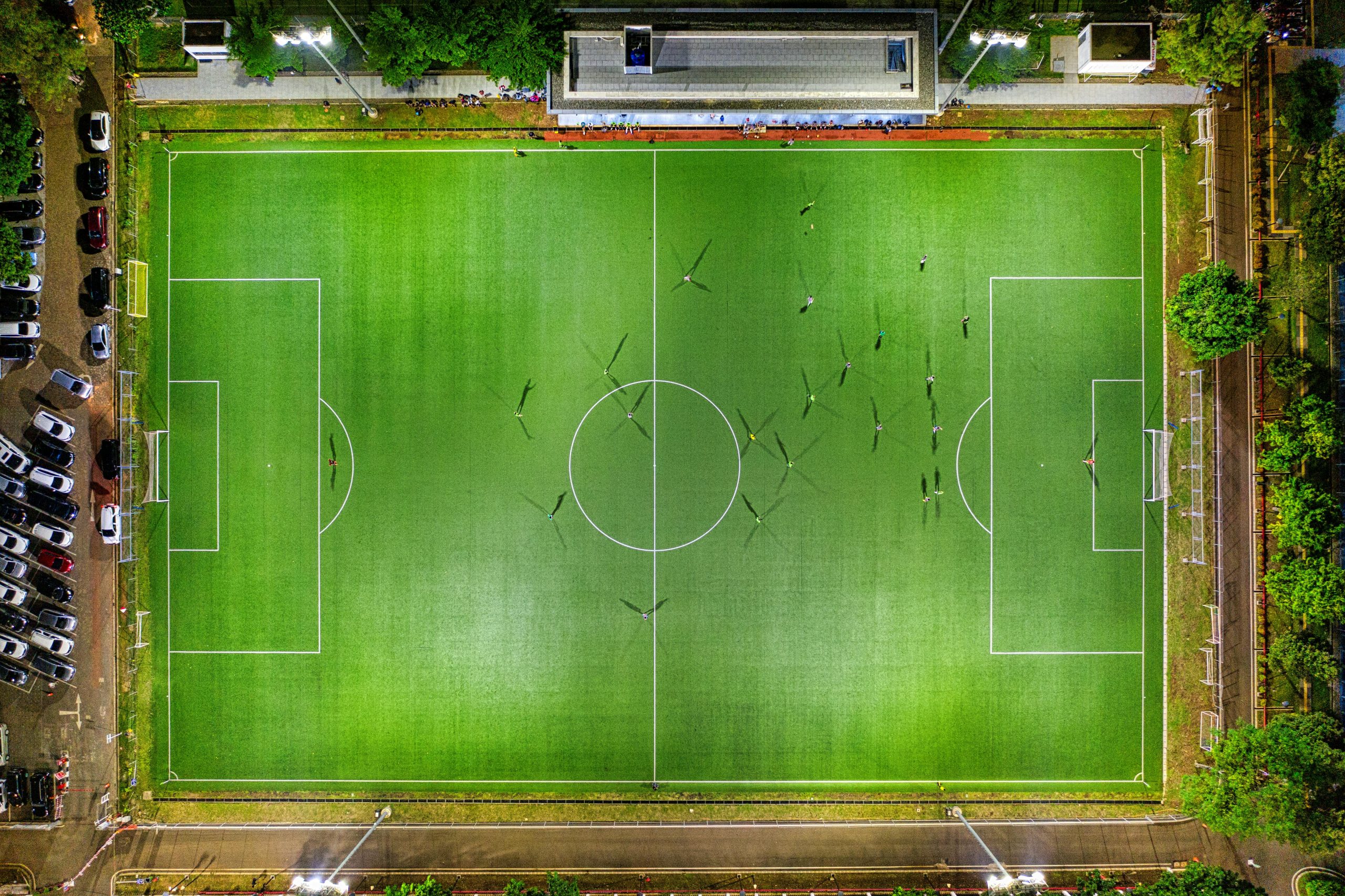チーム全員でサッカーノートを使って戦術を共有する方法